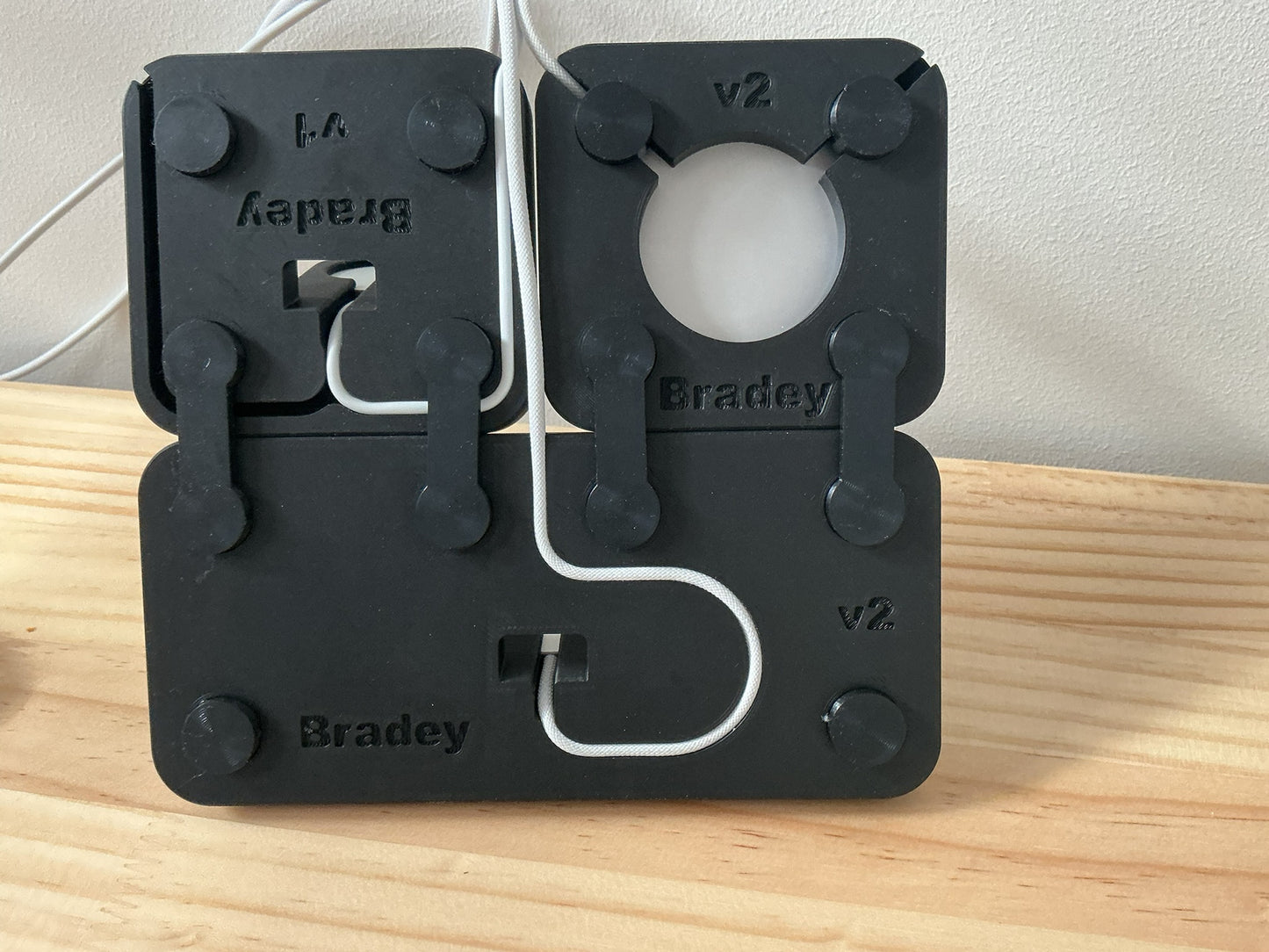 Bradey 3‑in‑1 Modulair Charging Station