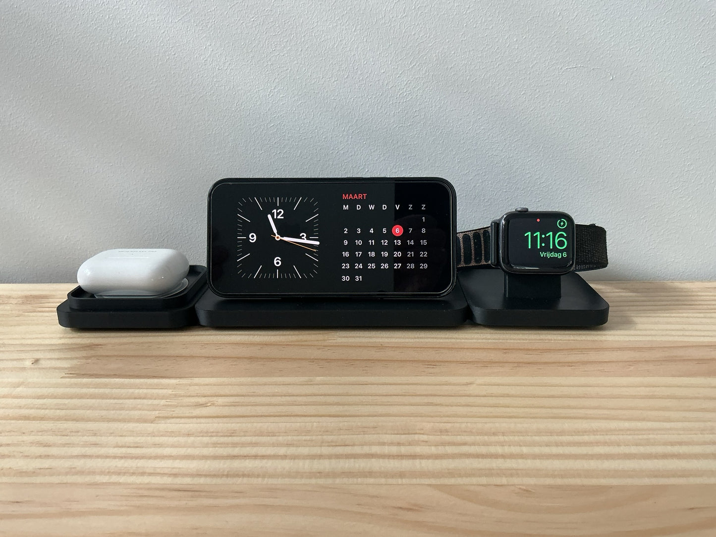 Bradey 3‑in‑1 Modulair Charging Station